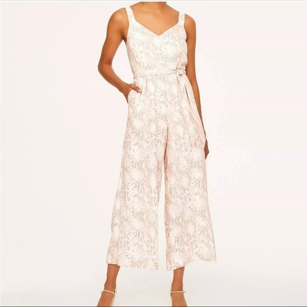 NWT‎ LOFT SIZE 8 Snake Print Cropped Wide Leg Jumpsuit romper white pink